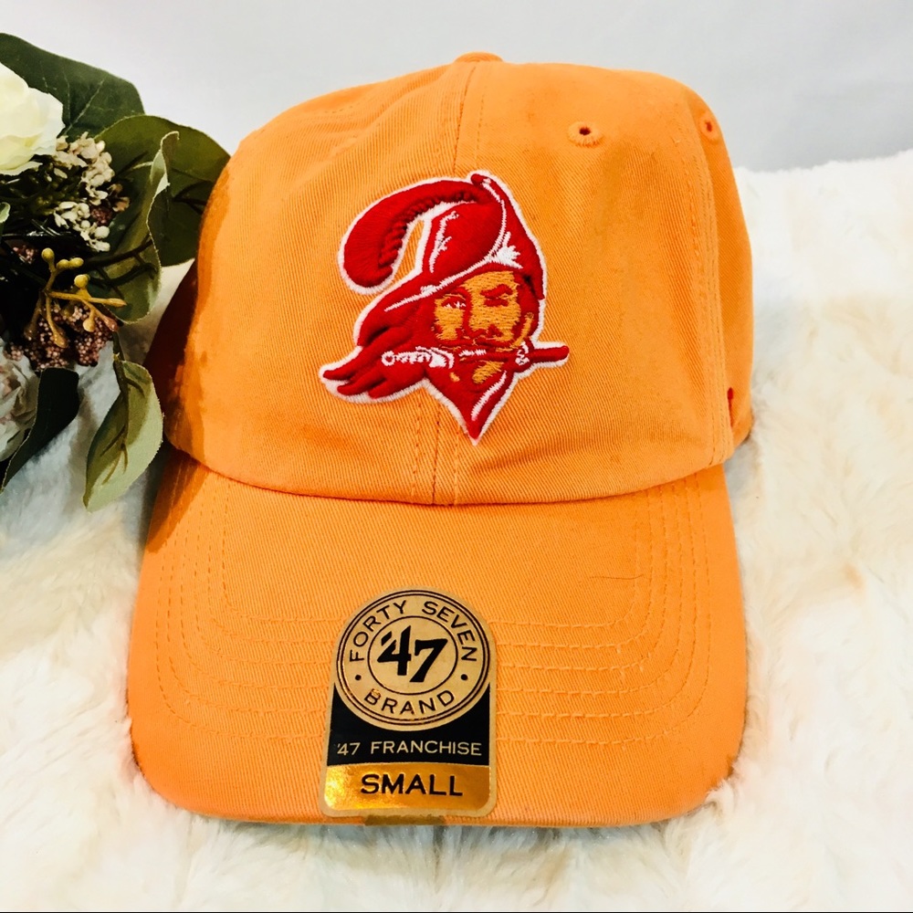 Tampa buccaneer 47 brand fitted hat NWT - Picture 2 of 5